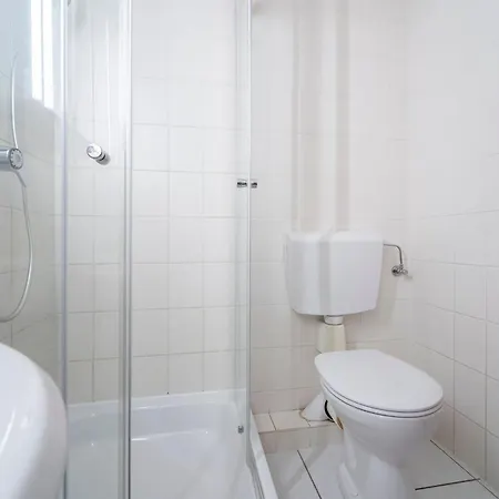 Haus Titania 1 *